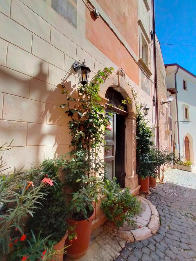 Dimora Sessanio Bed & Breakfast Santo Stefano Di Sessanio Exterior photo